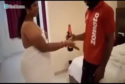 Tamil Aunty Hardcore with Delivery Guy – Amateur, 11 min