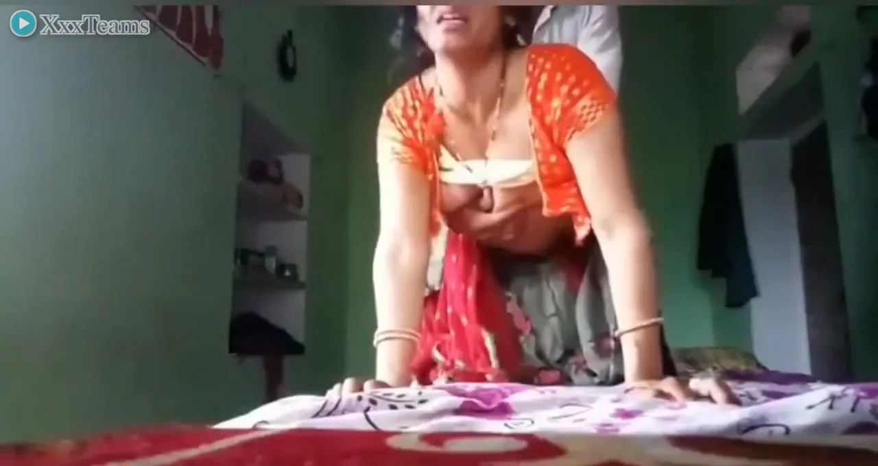 Desi Aunty Doggystyle with Milkman – scene 4