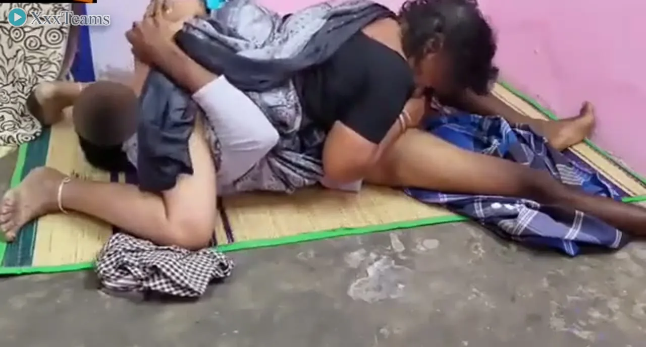 Tamil Aunty 69 on Floor – scene 1