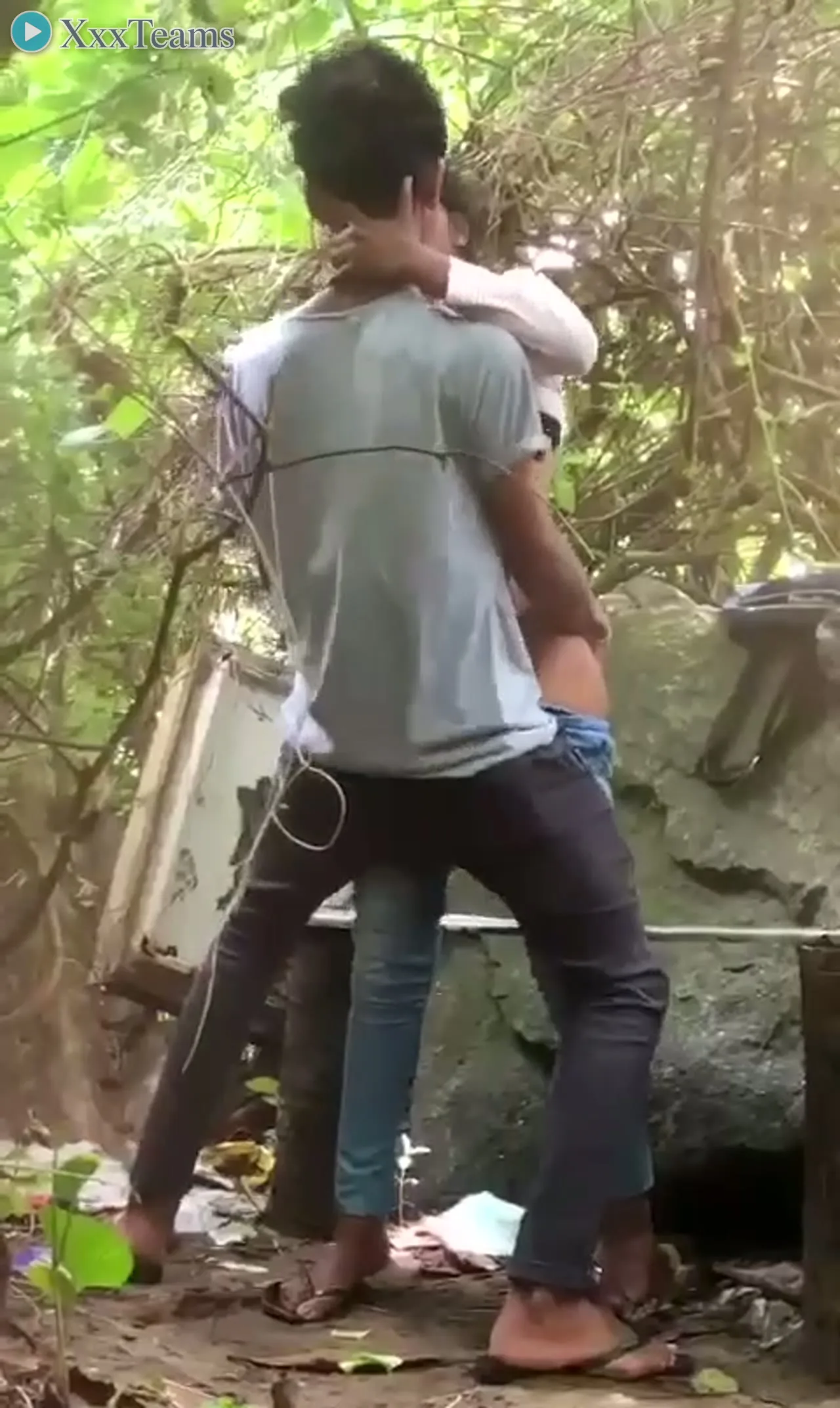 Desi Girlfriend Hardcore in Park – scene 2