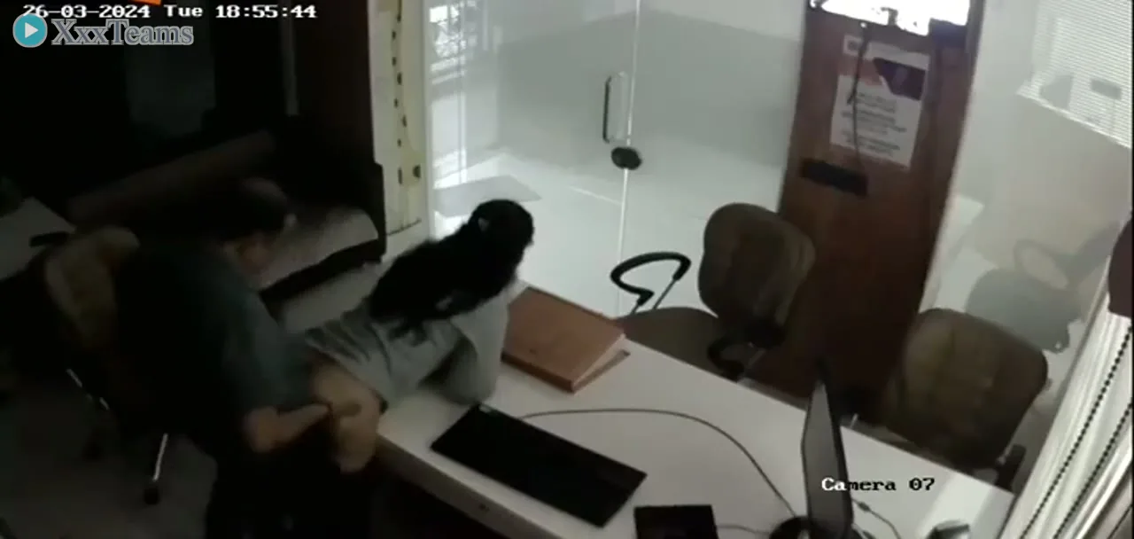 Marathi Secretary Office Doggystyle – scene 3