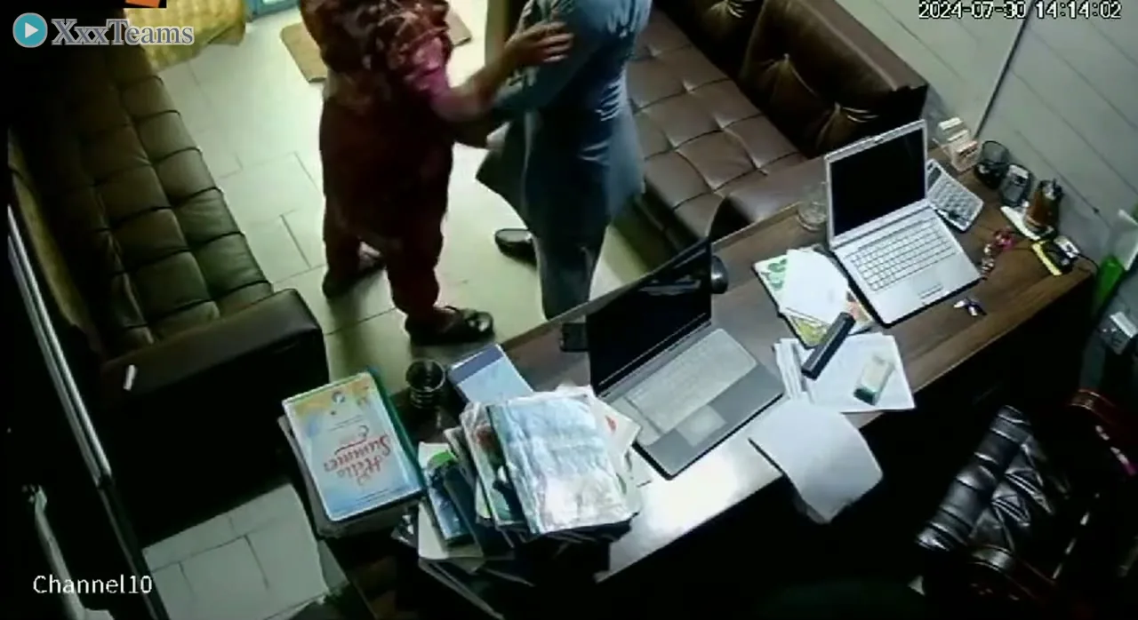 Hotel Boss Office Hardcore – scene 1
