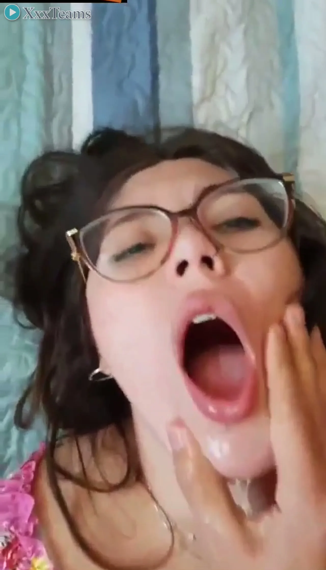 North Indian Desi Blowjob – scene 1