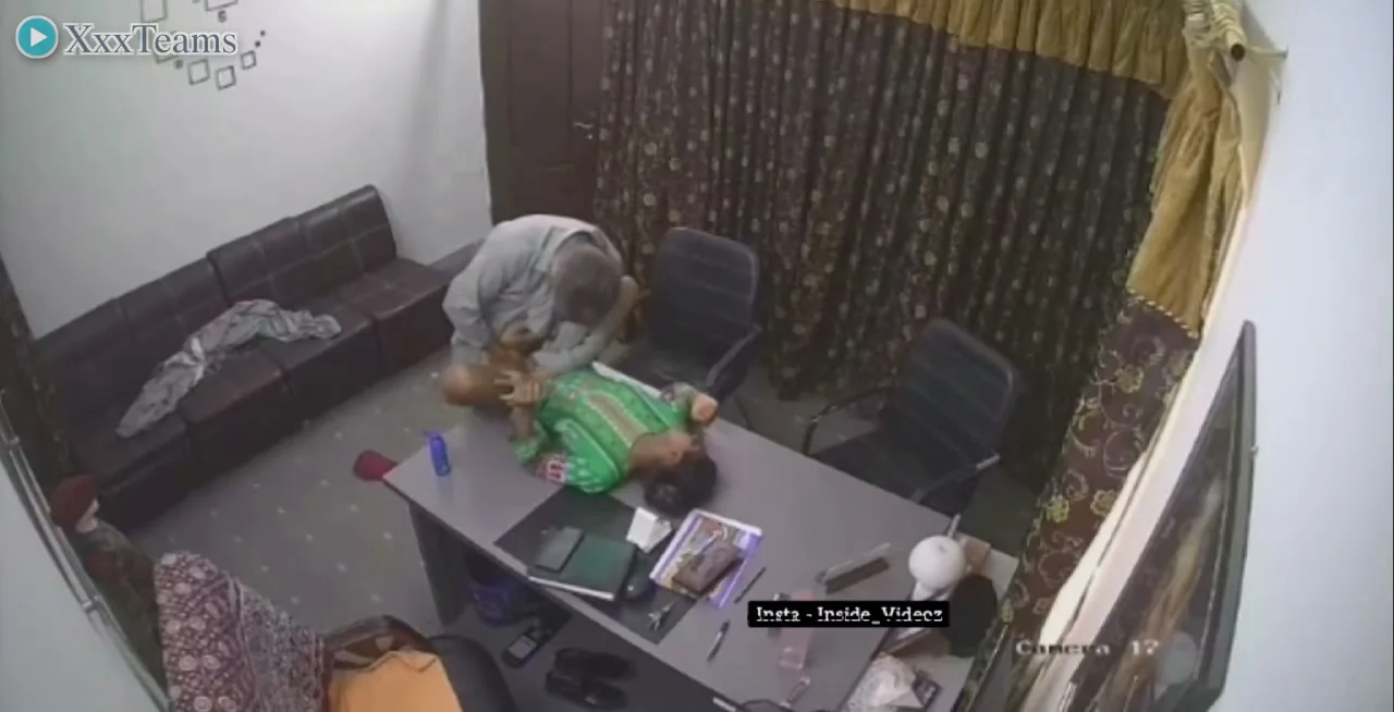 Boss Secretary Hardcore on Desk – scene 2