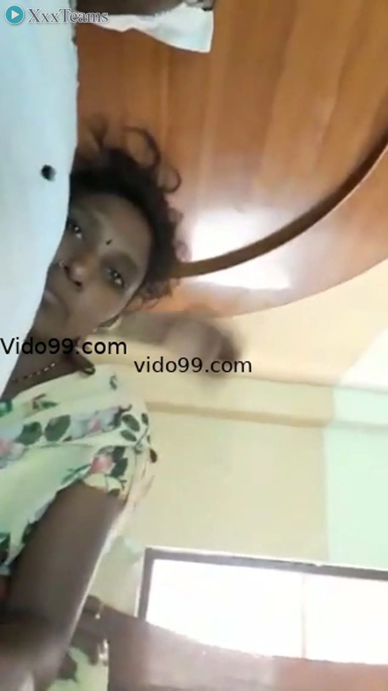 Tamil Aunty Blowjob – scene 2