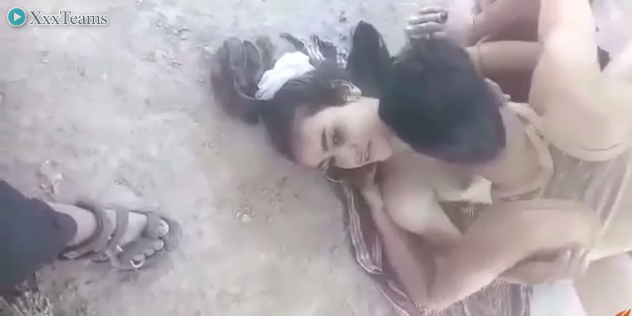 Pakistani Outdoor Hardcore – scene 2