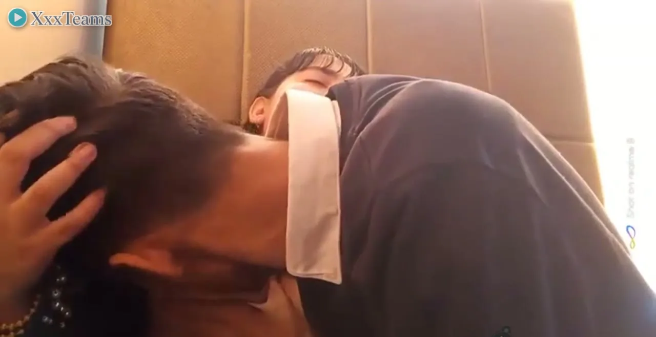 Desi Couple Restaurant Hardcore – scene 4